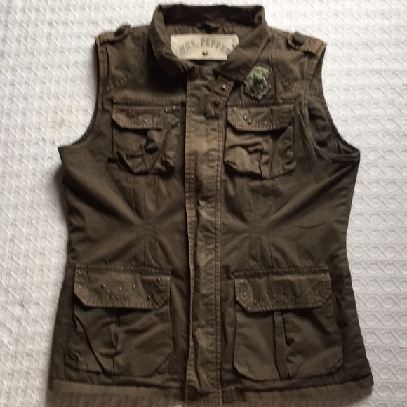 Mrs. Pepper Jackets & Blazers - ARMY UTILITY VEST MRS. PEPPER EPAULETS  4 POCKETS